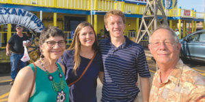 Read more about the article Texas couple welcomes home missionary