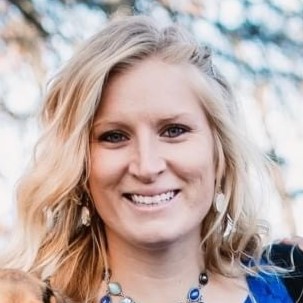 Skye Defourneaux Headshot