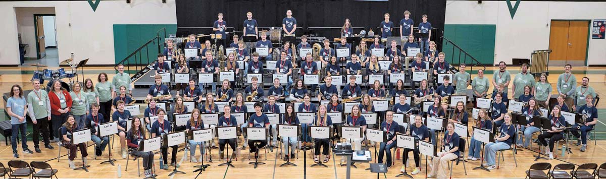 Band students photo in gymnasium