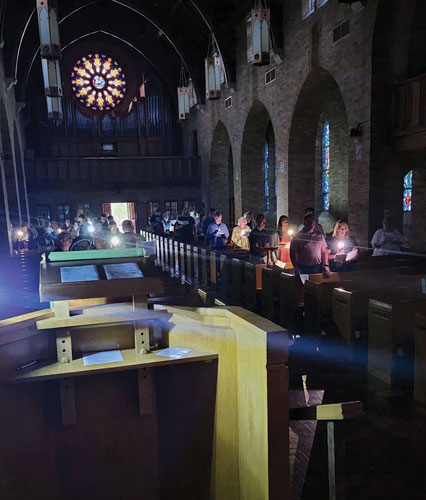 cappella and “candlelight” service